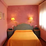 Fray Tomas Hotell Berlanga de Duero
