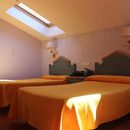 Fray Tomas Hotell Berlanga de Duero
